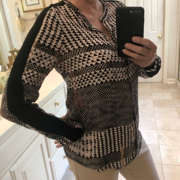 Michael Stars Rib Sleeve Panel Button Blouse, Sz S - Picture 8 of 16